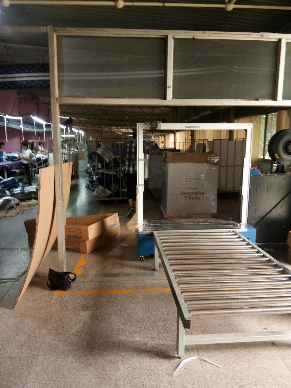 低臺無人化打包機(jī) 低臺無人化打包機(jī)